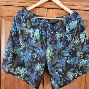 Mens LULULEMON Shorts Size Xl